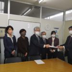 日本共産党荒川荒川区議団は、第３波の新型コロナ感染拡大に対応した緊急対策を求める申し入れを行いました
