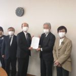 日本共産党荒川区議団は、新型コロナ感染拡大第６波から区民の命、暮らしを守る緊急申し入れを行いました